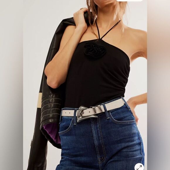 Free People Billie leather belt in honey yellow. S/M. New main image 7